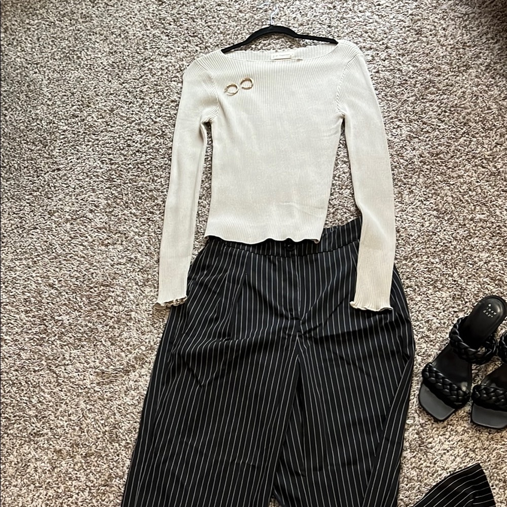 Cream ribbed basic long sleeve tee